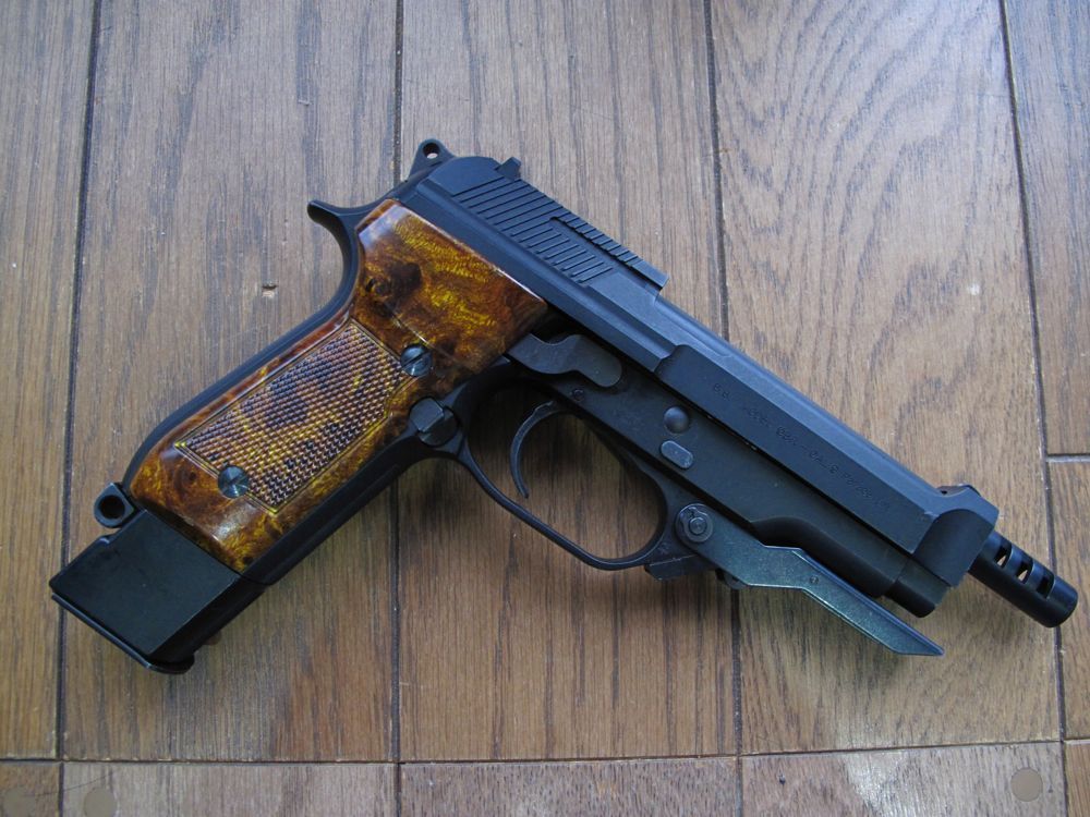 3,750円の宝物 ～KSC M93R-AG 1st HW～ : とーちゃんの日記