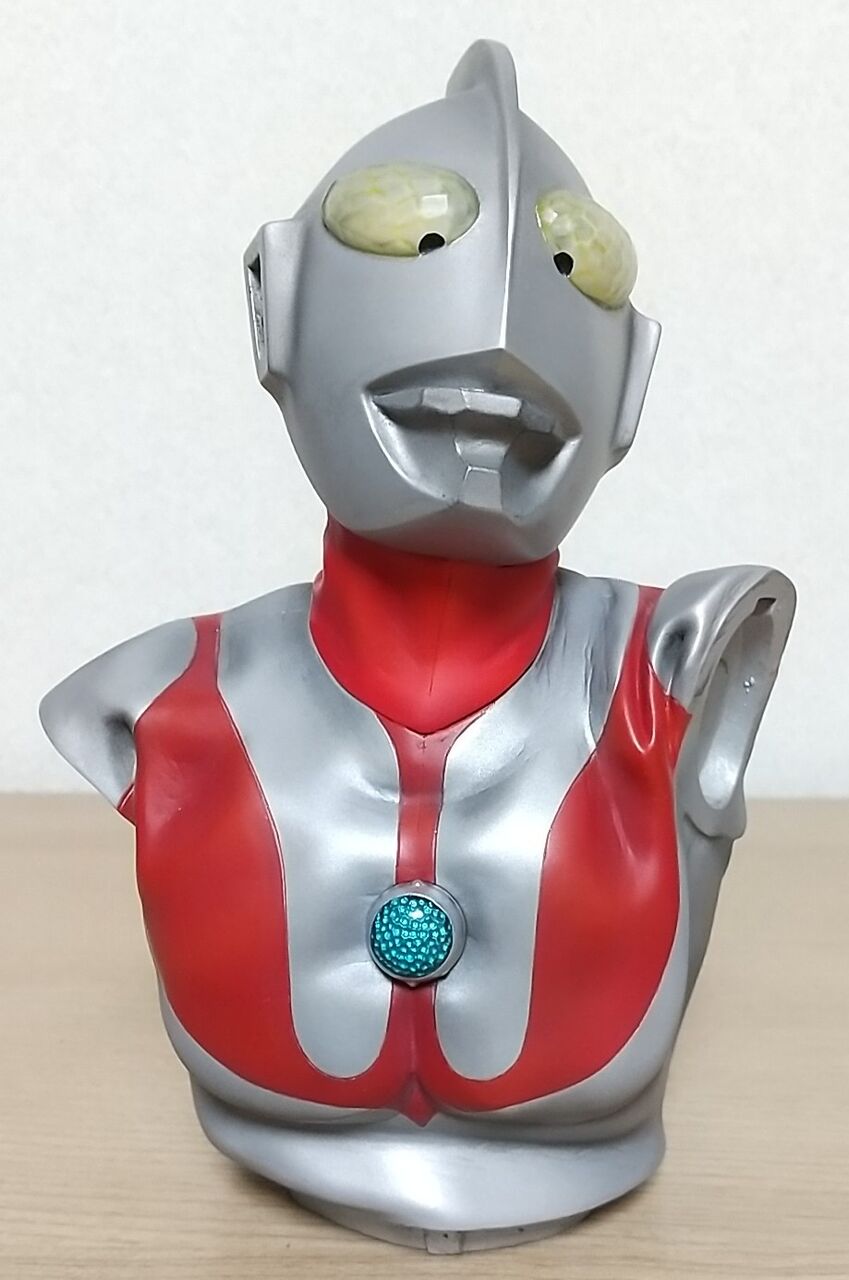 ウルトラマンの日！目とカラータイマーの明るさをリモコンで調節】G3