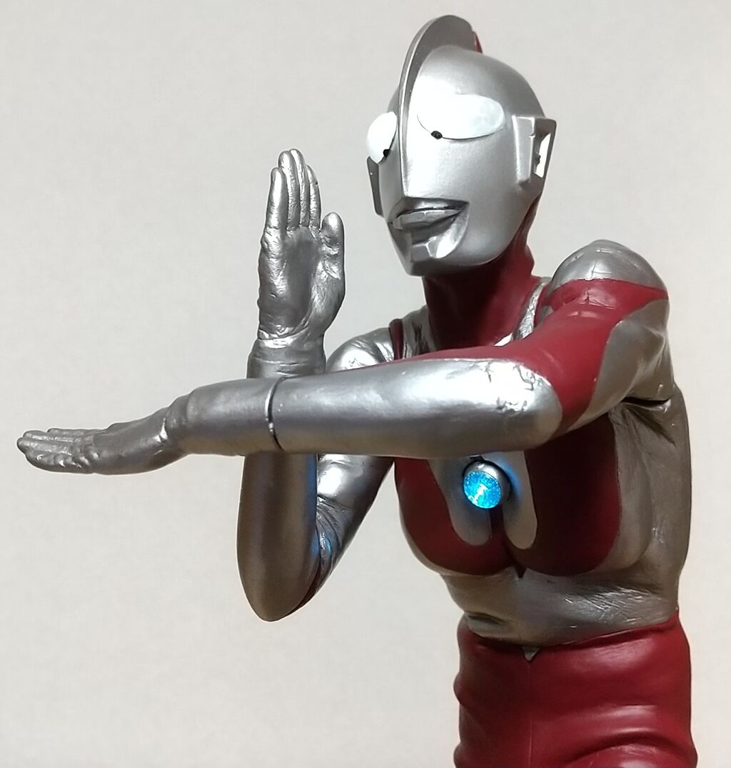 ガンメタ！発光ギミック搭載】CCP 1/6 TOKUSATSU SERIES ウルトラマン