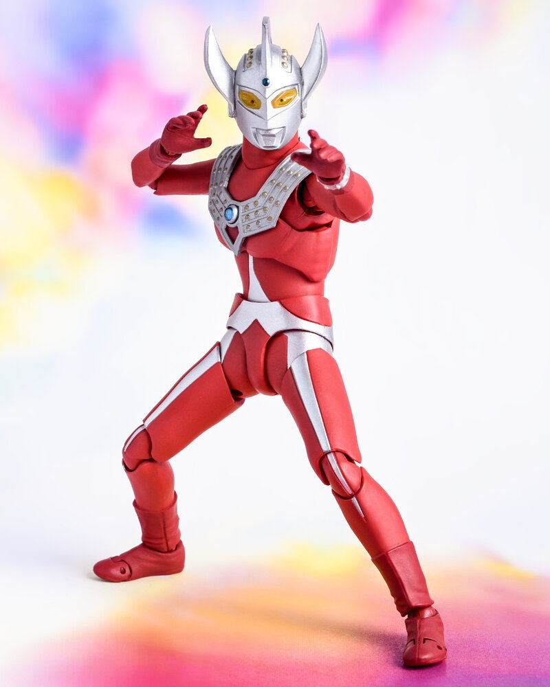 S.H.Figuartsで紡がれる親子の絆！11月30日店頭発売「ウルトラマン