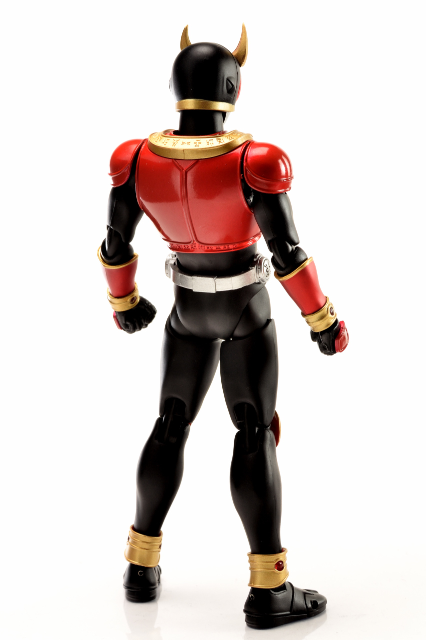 バンダイ S.H.フィギュアーツ (真骨彫製法) 仮面ライダークウガ