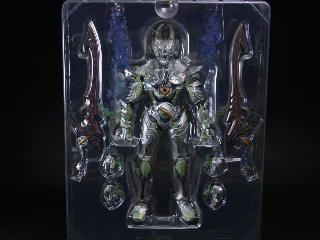 バンダイ 魔戒可動 銀牙騎士 ゼロ レビュー : きんけつほびーらいふ。