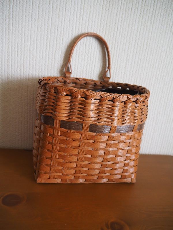 ①エコクラフト・・・花結びの鍋敷き : ロココのやさしい時間