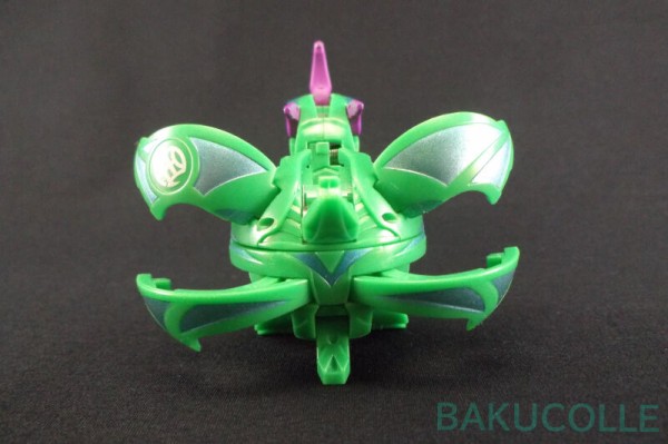 ゼフィロス・クロス・ドラゴノイド CROSS DRAGONOID 水属性 爆丸