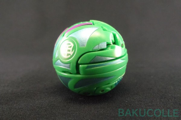 ゼフィロス・クロス・ドラゴノイド CROSS DRAGONOID 水属性 爆丸