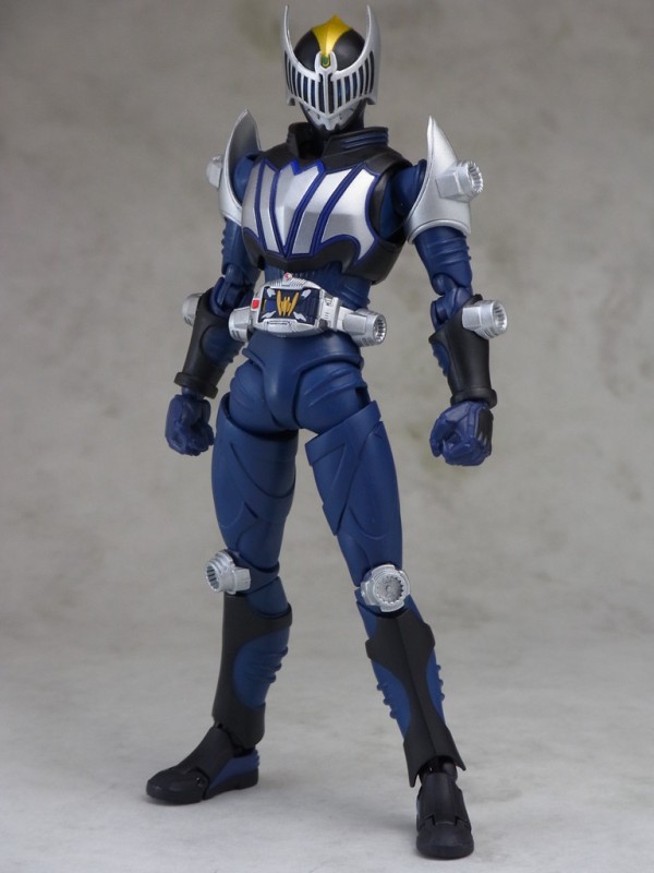 バンダイ S.H.フィギュアーツ 仮面ライダーナイト＆ダークウイング