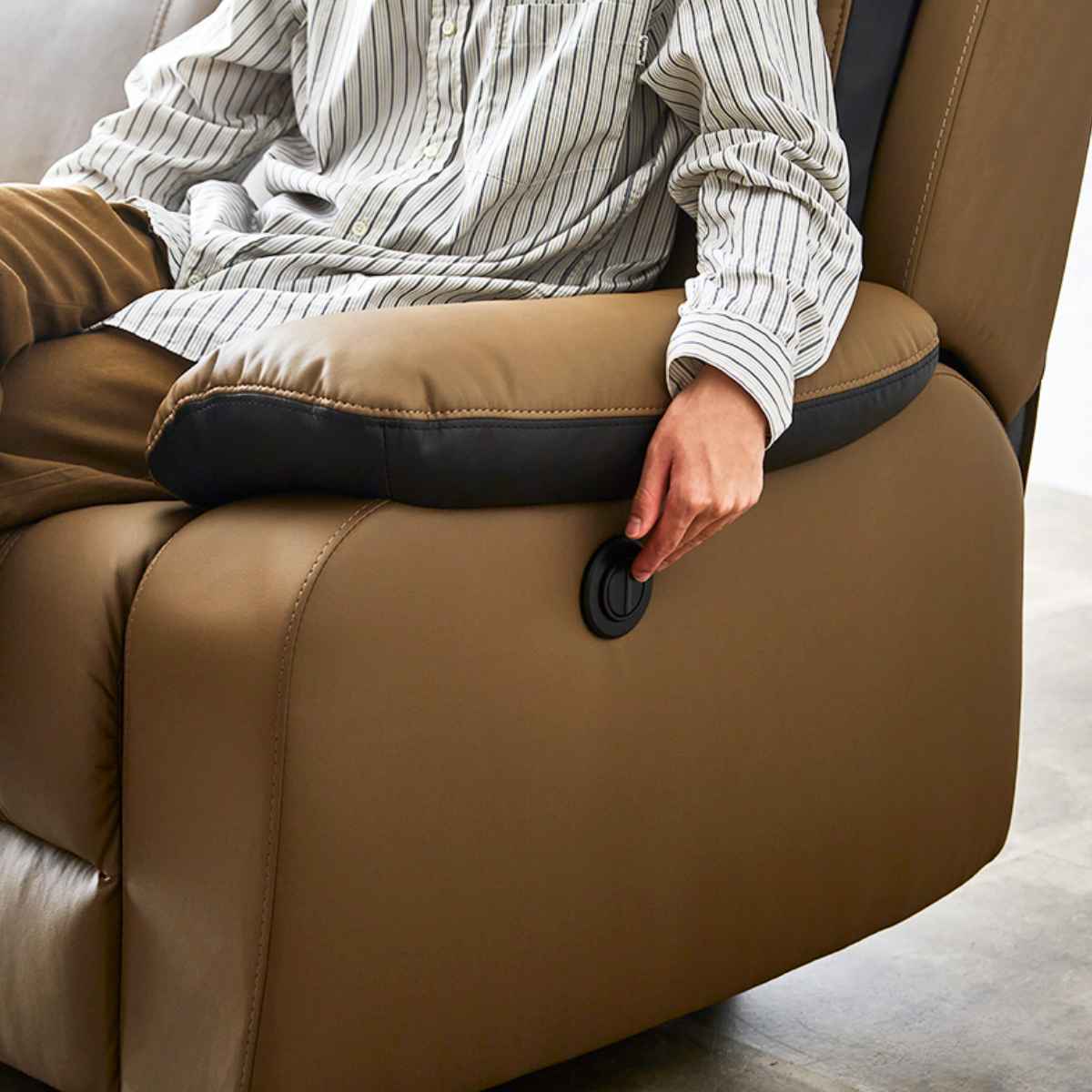 電動リクライニングソファ 3人掛け PUレザー 幅202cm （ USBポート付き