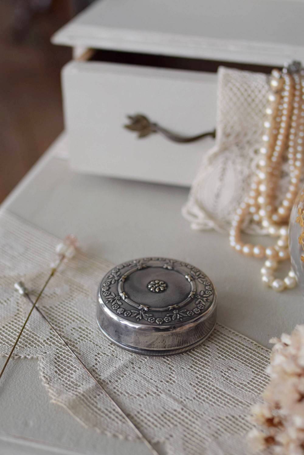 シルバー雑貨 アンティークピルケース.silver 小物入れ フレンチ雑貨