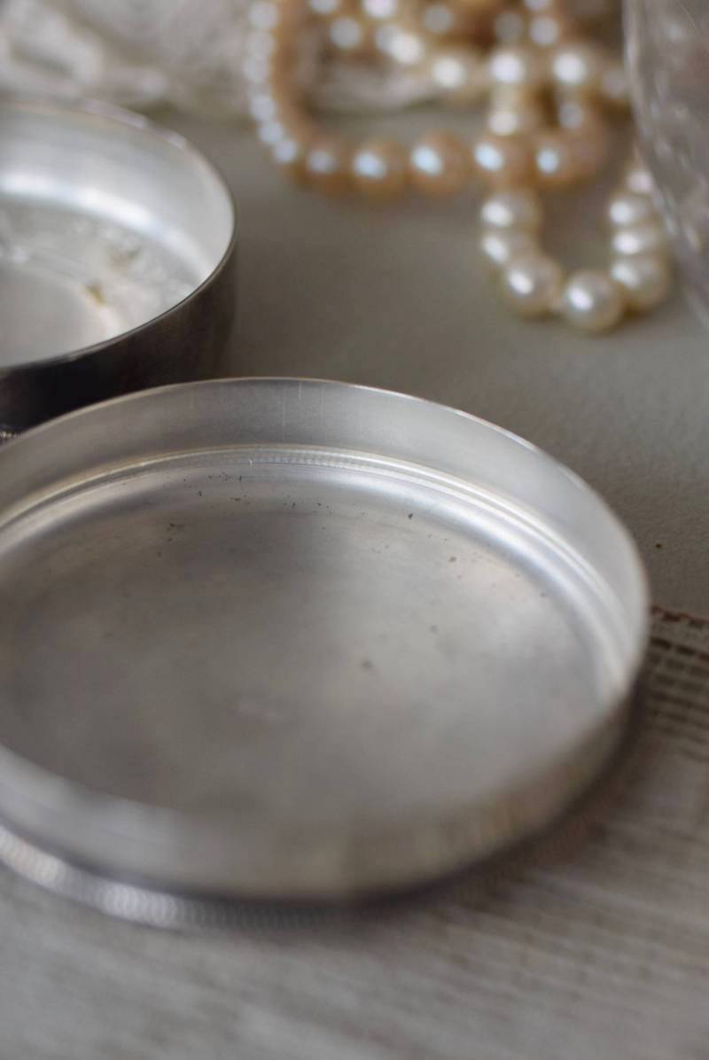 シルバー雑貨 アンティークピルケース.silver 小物入れ フレンチ雑貨