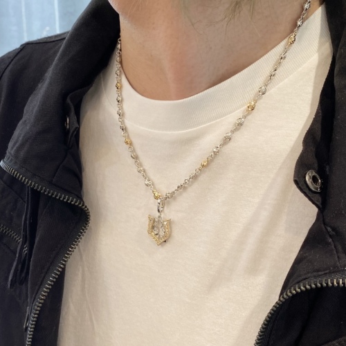 NATIVE HORSESHOE PENDANT Silver / 18k Yellow Gold / Zirconia