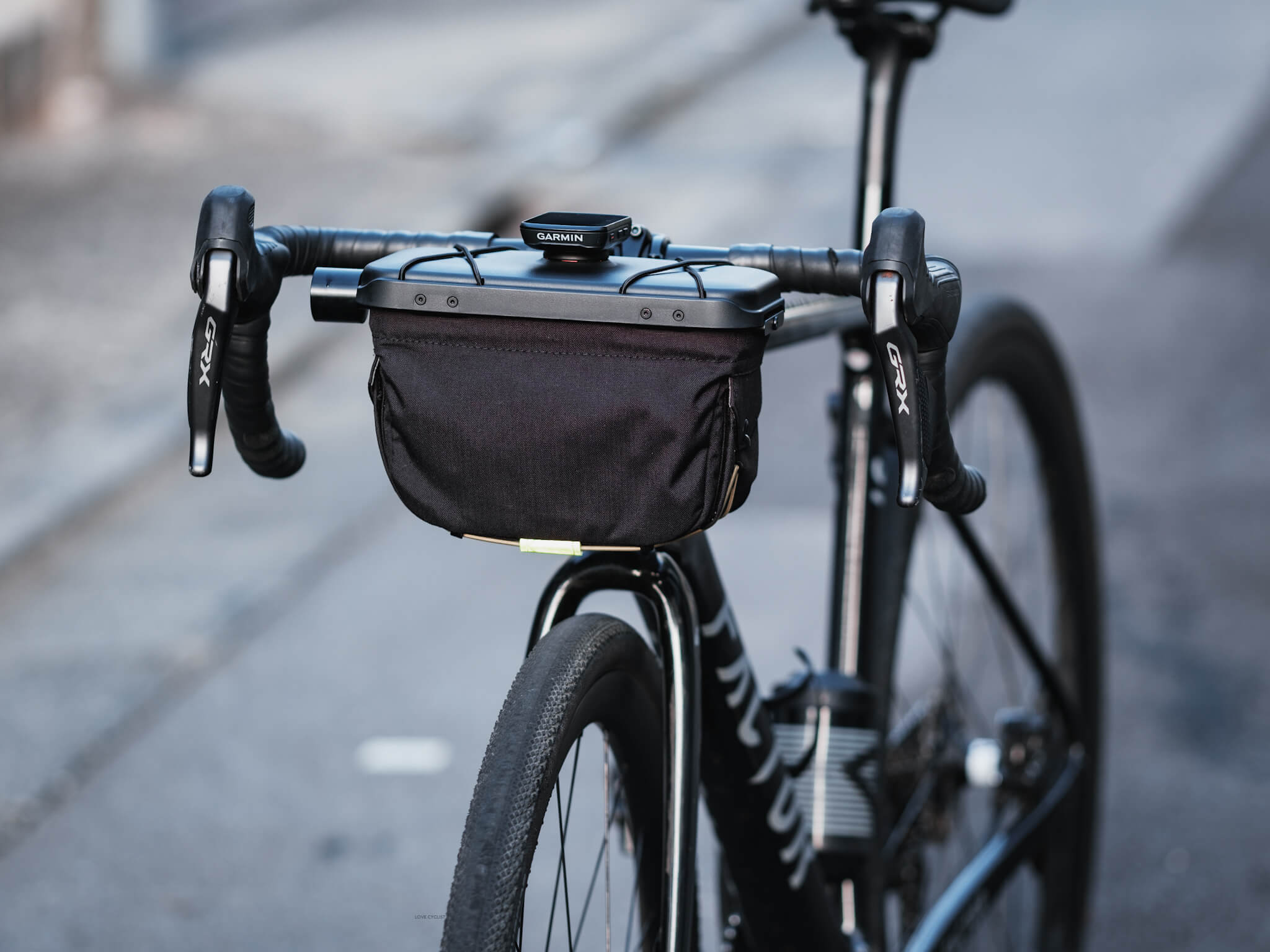 プロダクトレビュー】Route Werksハンドルバーバッグ：撮影用途に最高