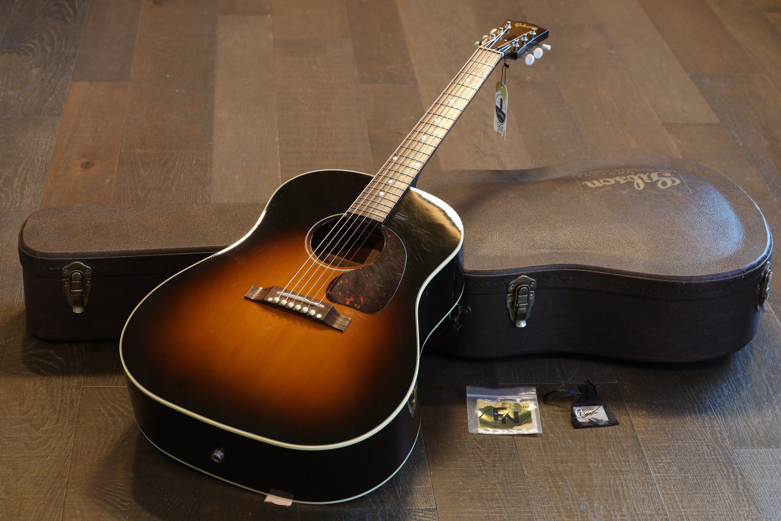 ボンゾ】Gibson Historic Collection J-45 ボンゾ】Gibson Historic