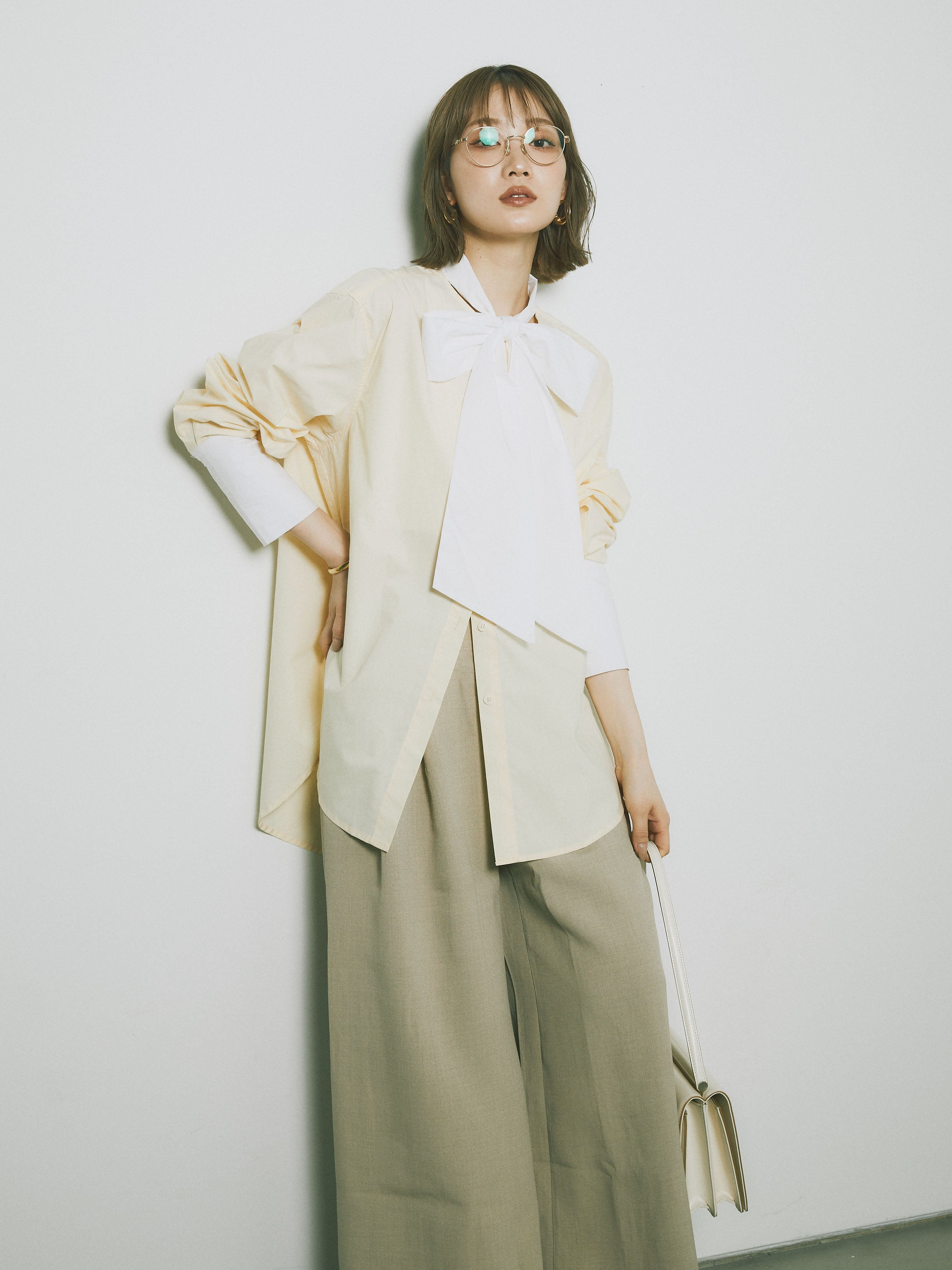 予約]ブロードボウタイブラウス/イエロー – Lumier