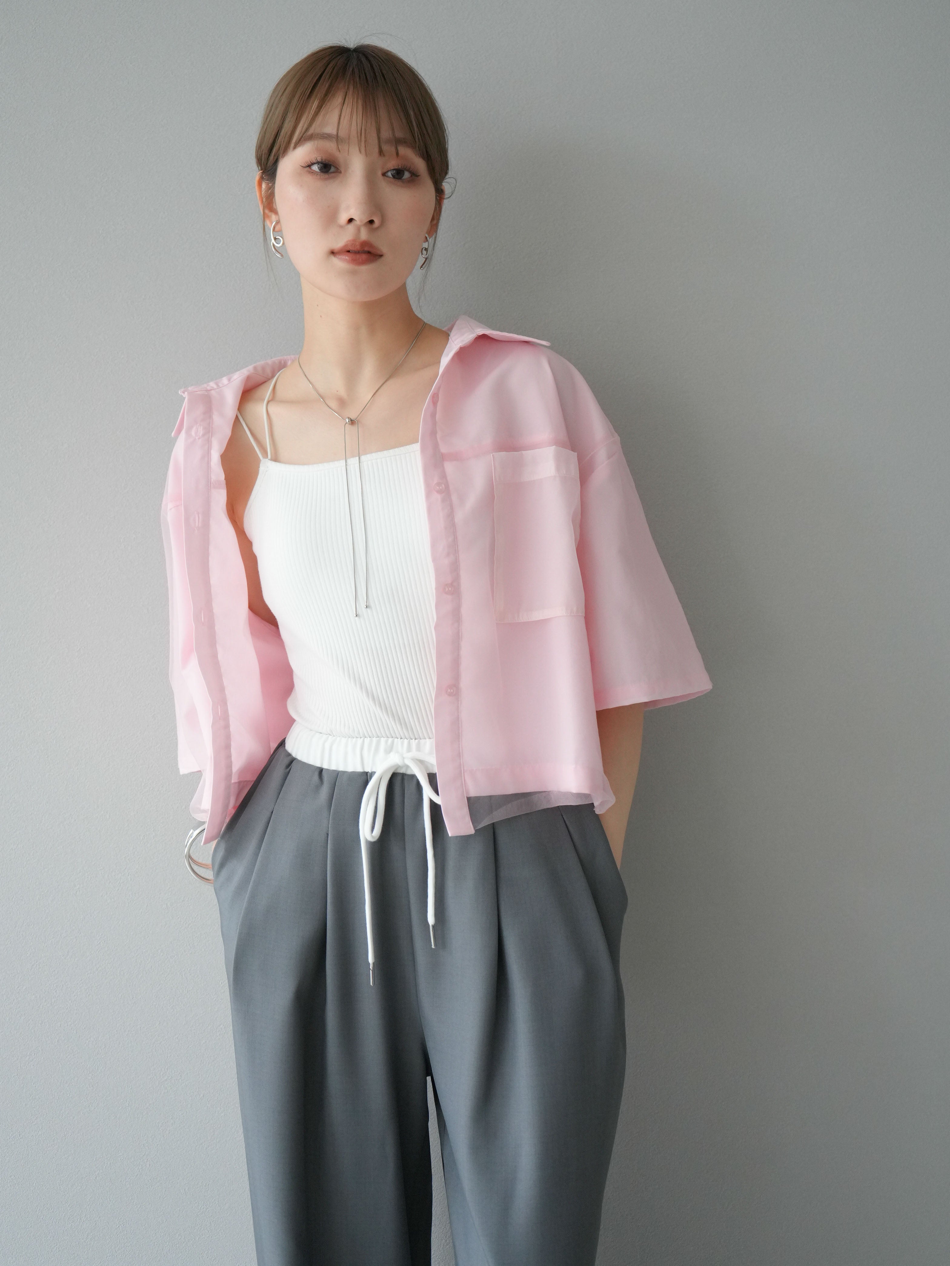 予約]フロントシームチュールレイヤードハーフシャツ/ピンク – Lumier
