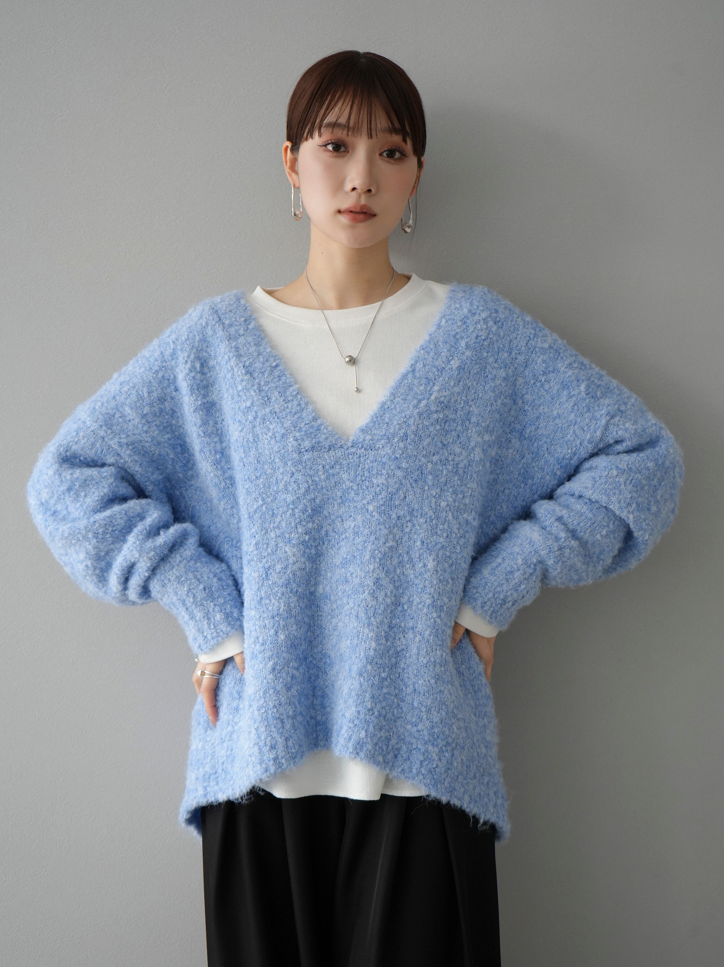予約]ブークレディープVネックニットプルオーバー/ライトブルー – Lumier