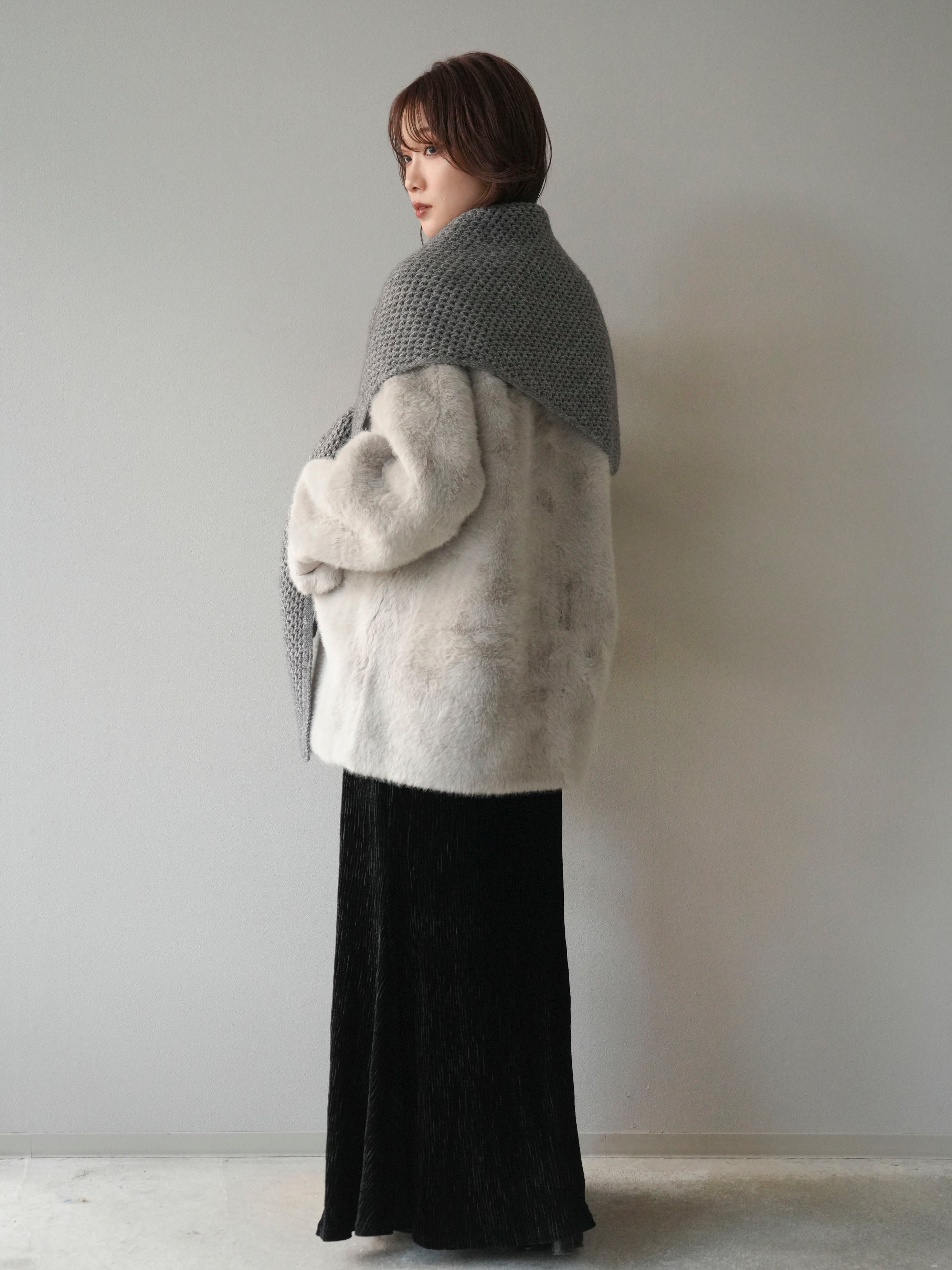 予約]バッグ付エコファーノーカラーコート/gray – Lumier