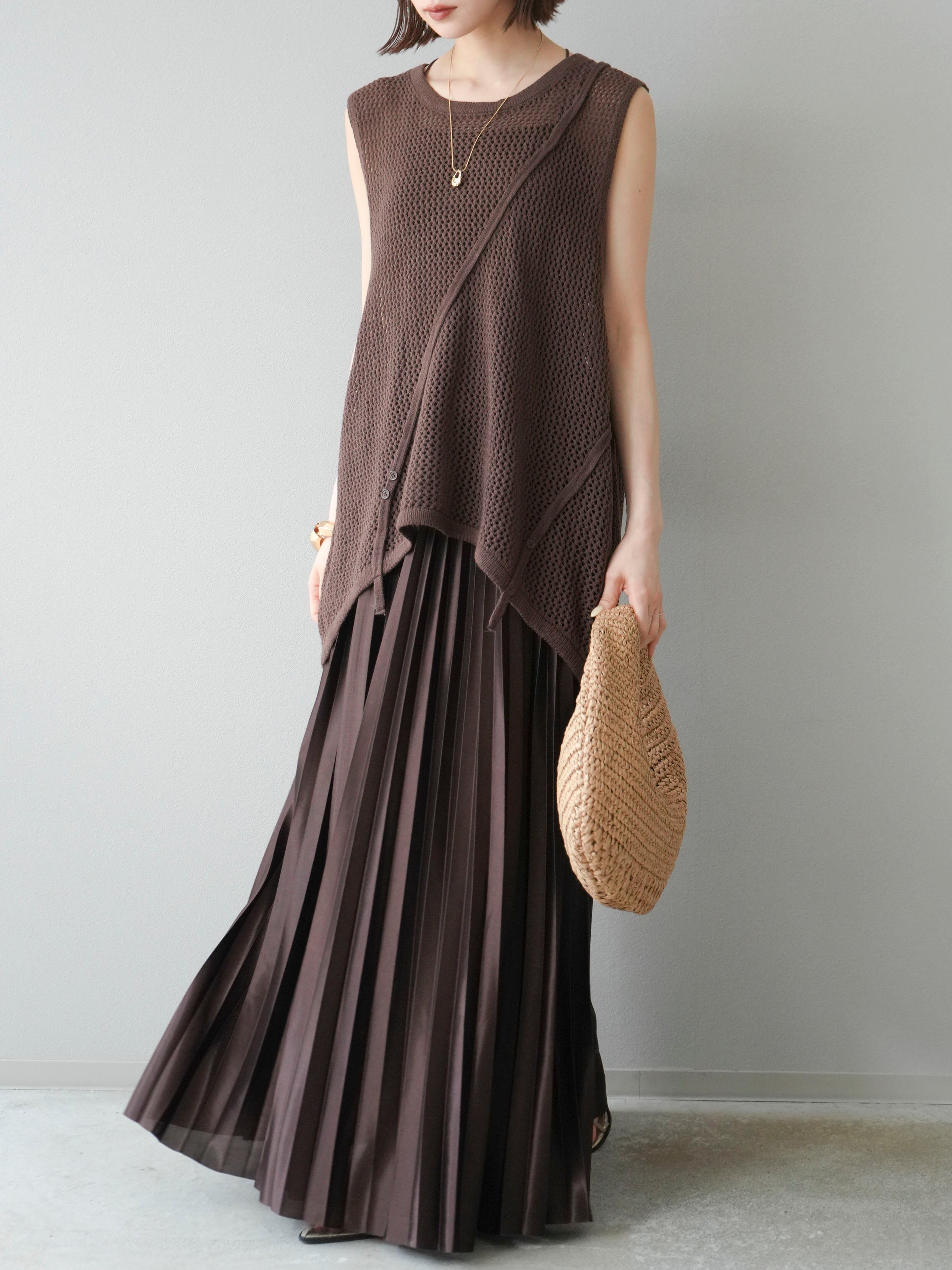 予約]サテンプリーツマキシスカート/ブラウン – Lumier