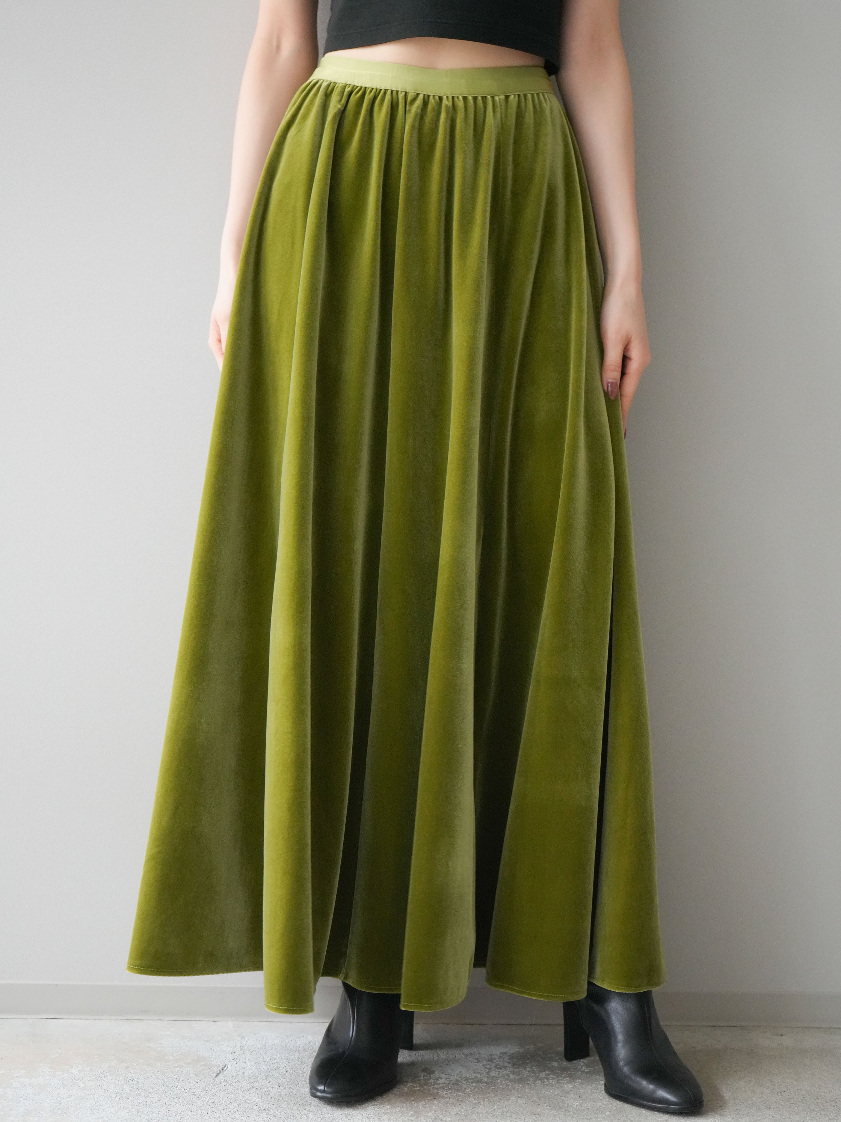 予約]ベロアフレアスカート/green – Lumier