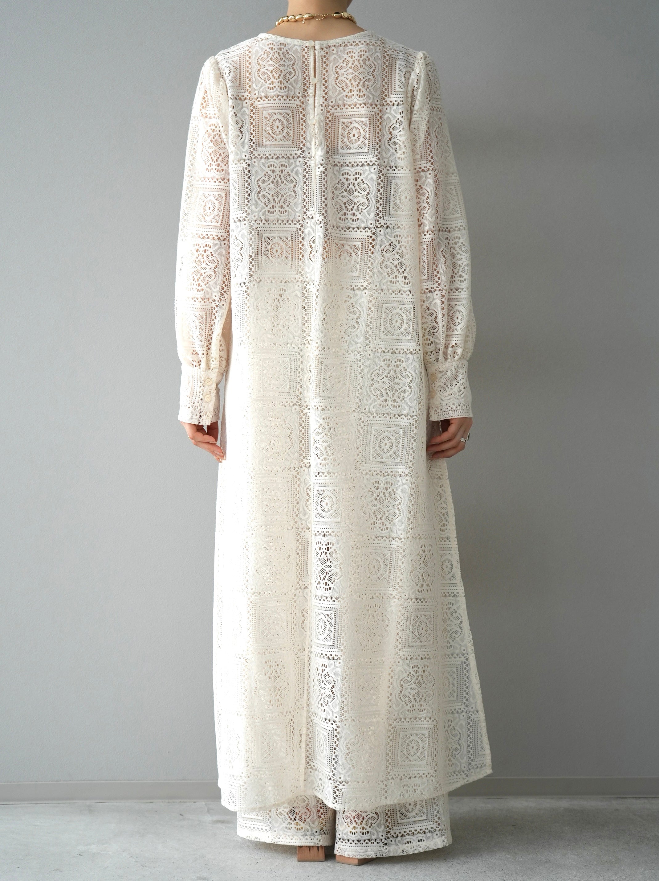 予約]ブロックレースボリュームスリーブワンピース/アイボリー – Lumier