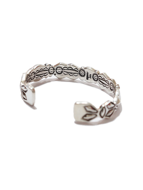 RAY ADAKAI（レイアダカイ） 】 ダブルスタンプシルバーバングル - Lua