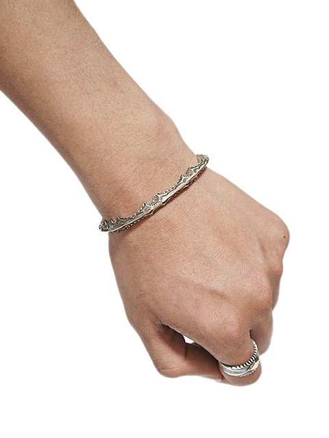 RAY ADAKAI（レイアダカイ） 】 ジグザグブレスレット [ Zigzag