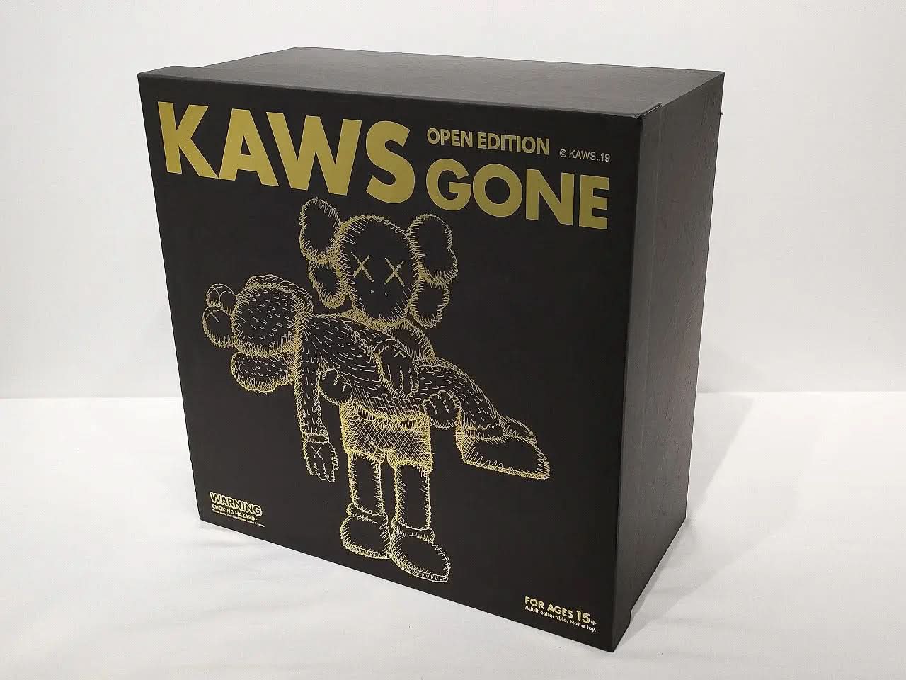 KAWS – Gone Figure Black 2019 | Sculpture – LYNART STORE
