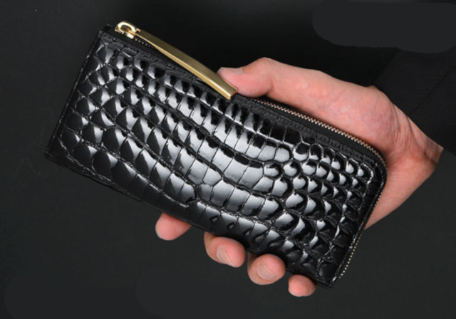 スモールクロコダイル（ポロサス）とは！？最高級の革財布