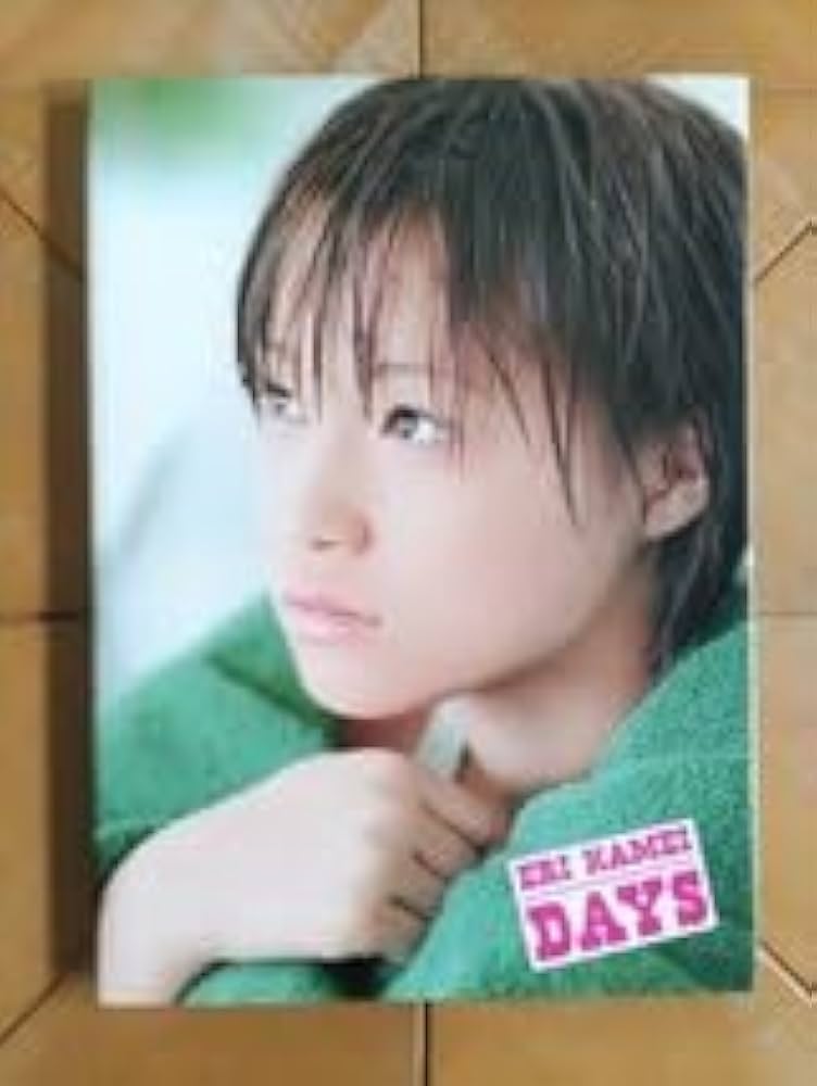Amazon.co.jp: 亀井絵里(モーニング娘。) 写真集DAYS メイキングDVD付