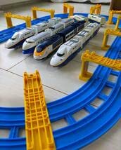 Amazon.co.jp: プラレールE1Max複線トンネルセットE1系新幹線Maxニュー