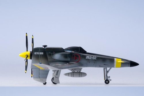 Amazon | 1/72 スカイ・クロラ 散香マークB 函南優一機 | フィギュア