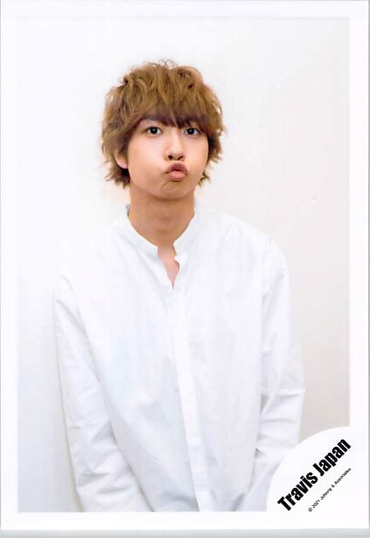 Amazon.co.jp: TRAVIS JAPAN トラジャ 中村海人 公式写真 写真 フォト