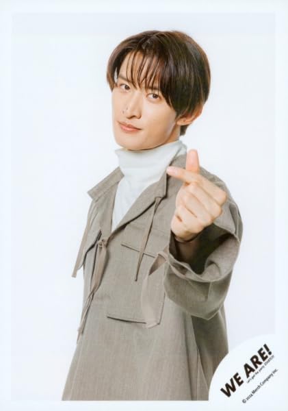 Amazon.co.jp: Snow Man 公式 生 写真（向井康二）SM03326 : おもちゃ