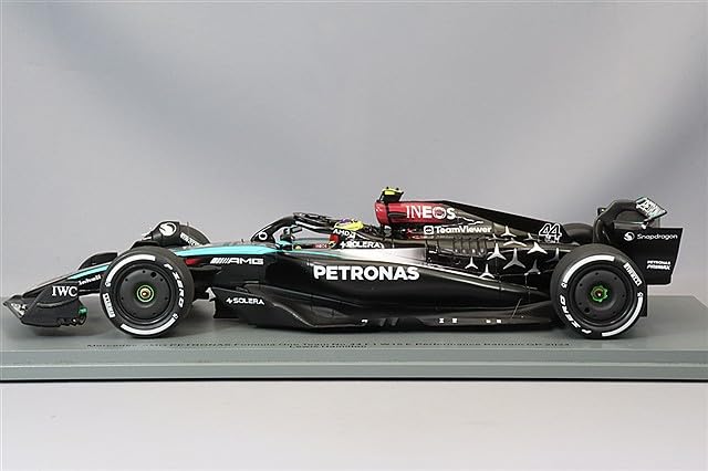 Amazon | スパーク 1/18 メルセデス AMG ペトロナス F1チーム W15 E