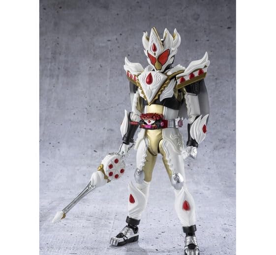 Amazon.co.jp: S.H.Figuarts 仮面ライダーガヴ ケーキングフォーム