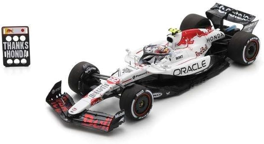 Amazon.co.jp: スパークレッドブルレーシングF1チーム 2025年モデル