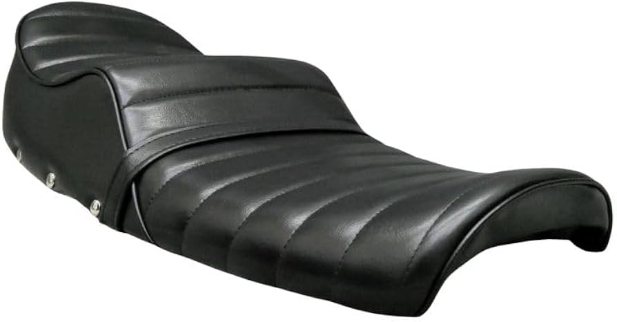 Amazon | GT380 シート 黒皮 鋲打ち | シート本体 | 車＆バイク