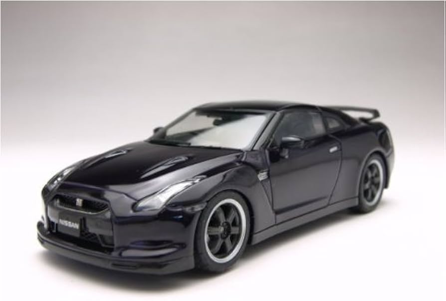 Amazon.co.jp: エブロ 1/43 ニッサン GT-R スペックV 2009 ブラック