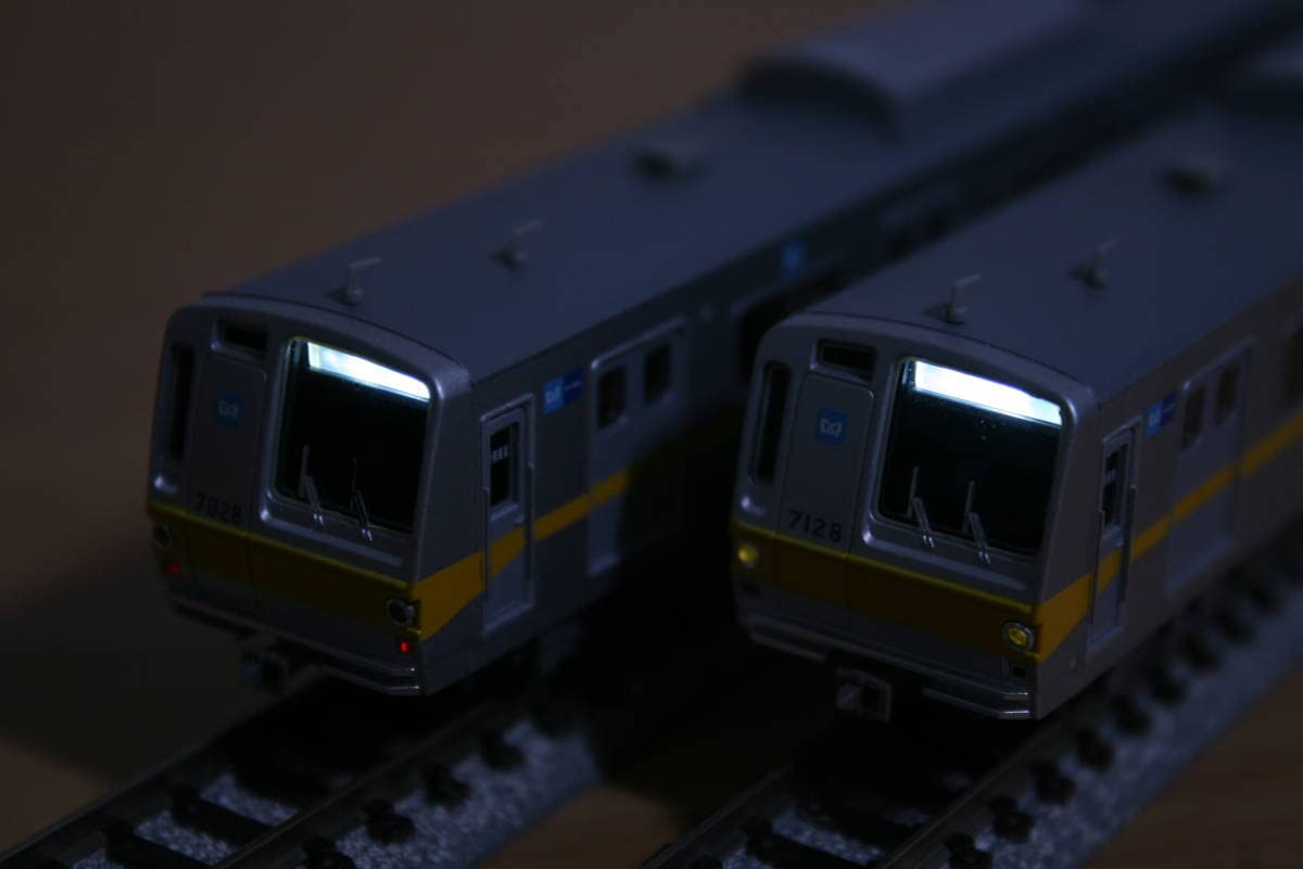 Amazon | マイクロエース 東京メトロ7000系 後期型 冷房車 10両フル