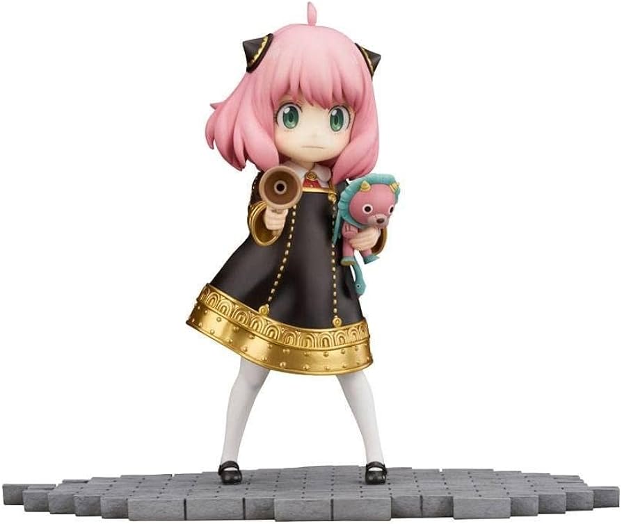 Amazon.com: Furyu - Spy x Family Anya Forger 1/7 PVC Figure : Toys