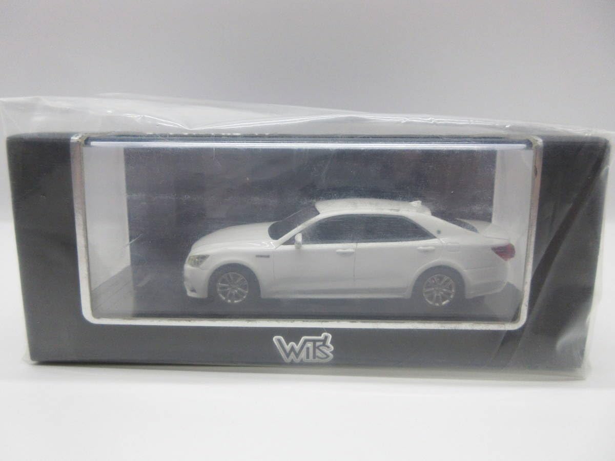 Amazon | 1/43 WiT`s ミニカー クラウンハイブリッド クラウン