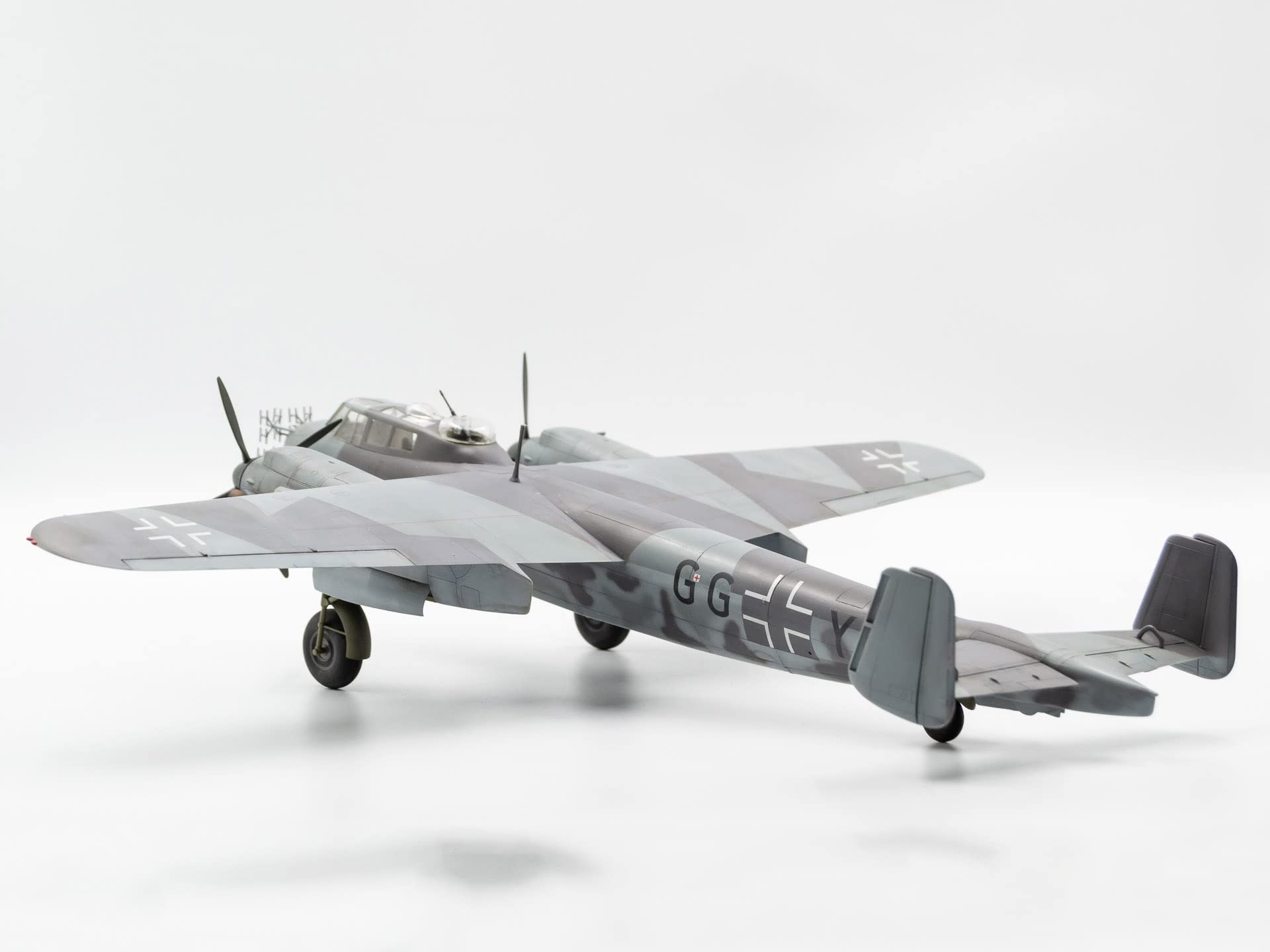 Amazon.com: ICM 48271 Plastic Airplane Model Do 217N-1, WWII