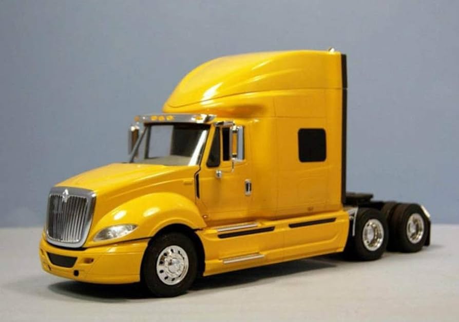 Amazon.com: Moebius Models International ProStar 1/25 : Arts