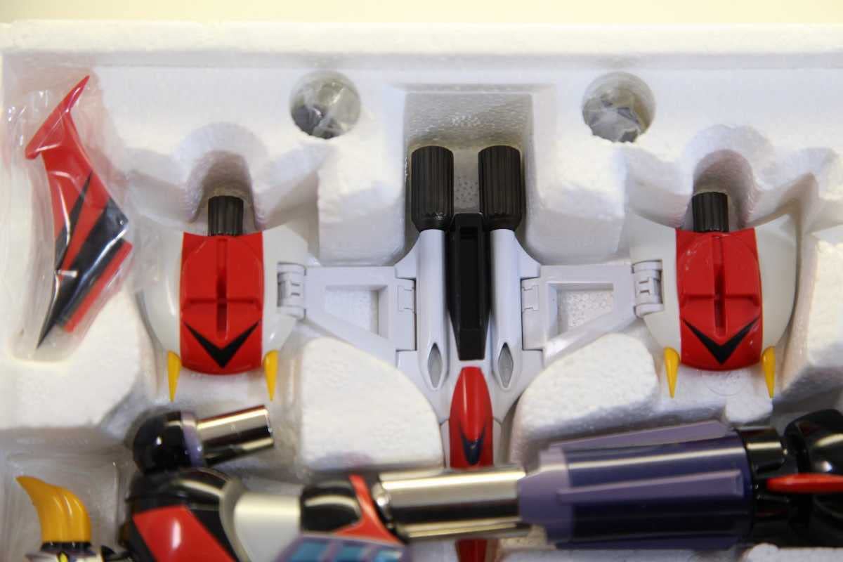 Amazon.co.jp: 超合金魂 GX-04 UFOロボ グレンダイザー AI62I : おもちゃ