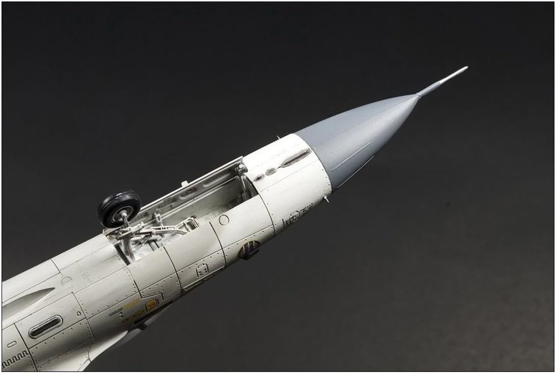 Amazon | AFVクラブ 1/48 台湾空軍 F-CK-1C 防衛戦闘機 経国号 単座型