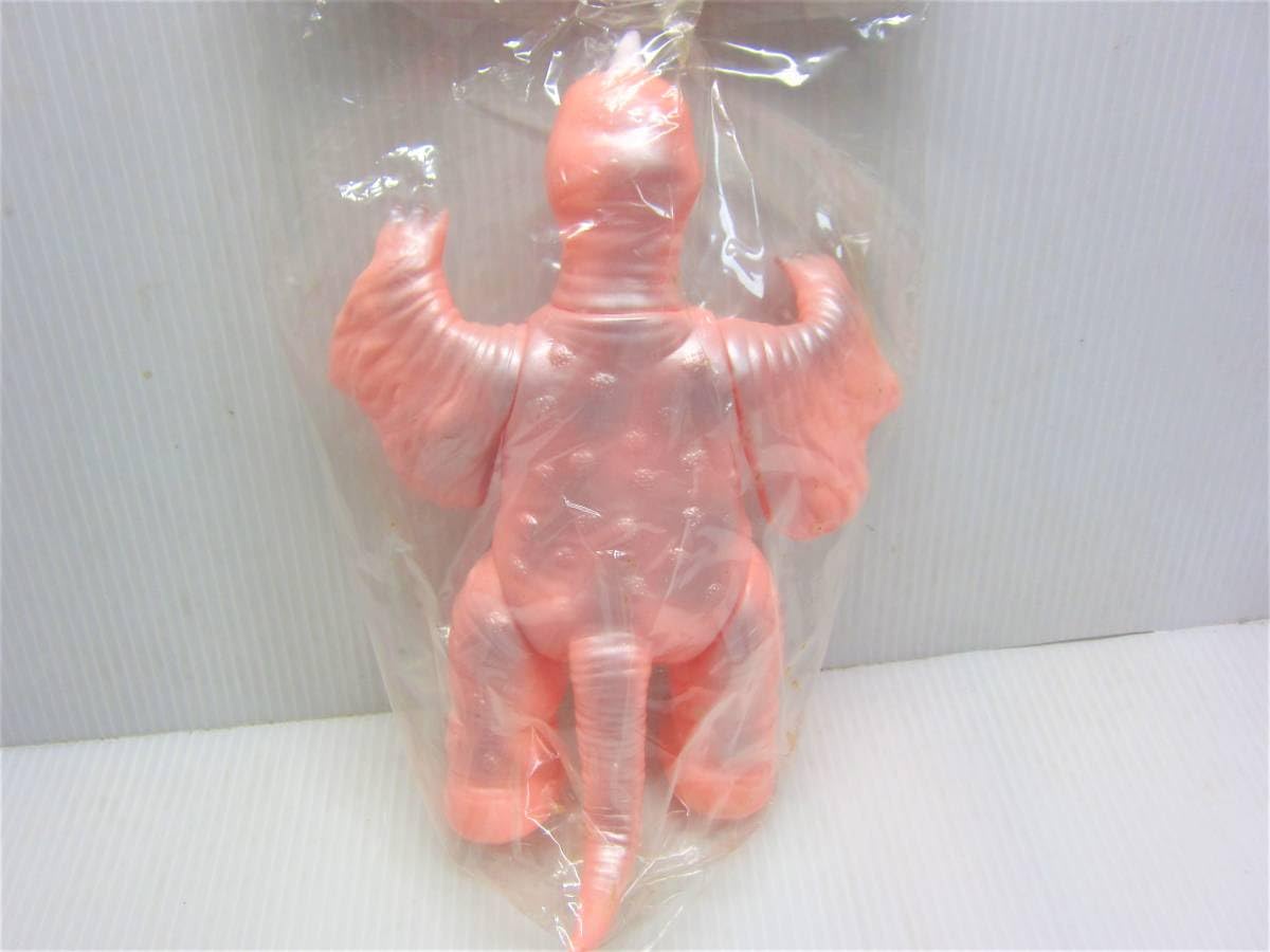 Amazon.co.jp: B-CLUB ブルマァク 復刻版 ソフビ ウルトラQ ぺギラ