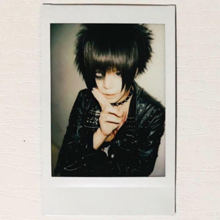 Amazon.co.jp: V系☆R指定 マモ チェキ : おもちゃ