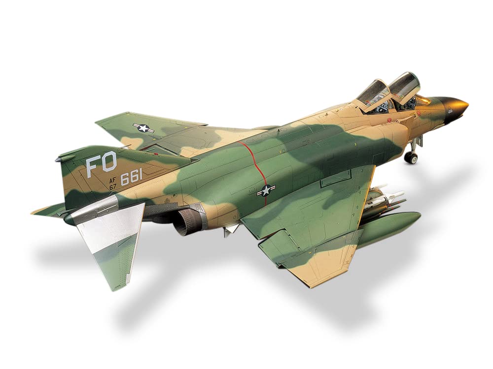 Amazon.com: Tamiya 60305 1/32 Mcdonnell F-4 C/D Phantom II Plastic