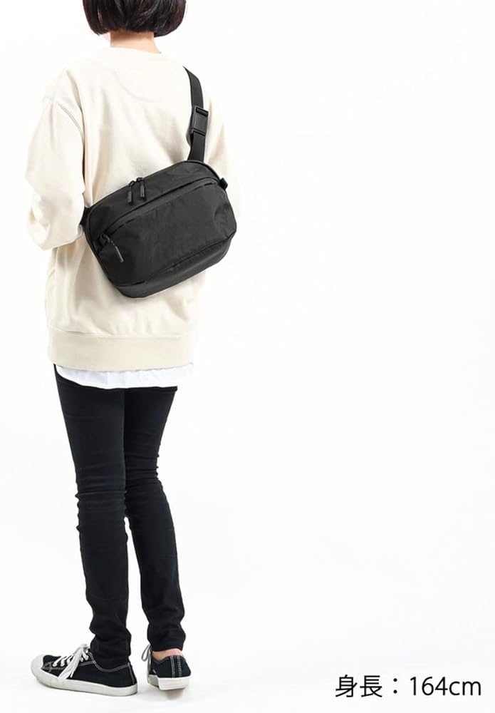 Amazon | [エアー] Travel Collection Day Sling 3 Max X-PAC ボディ
