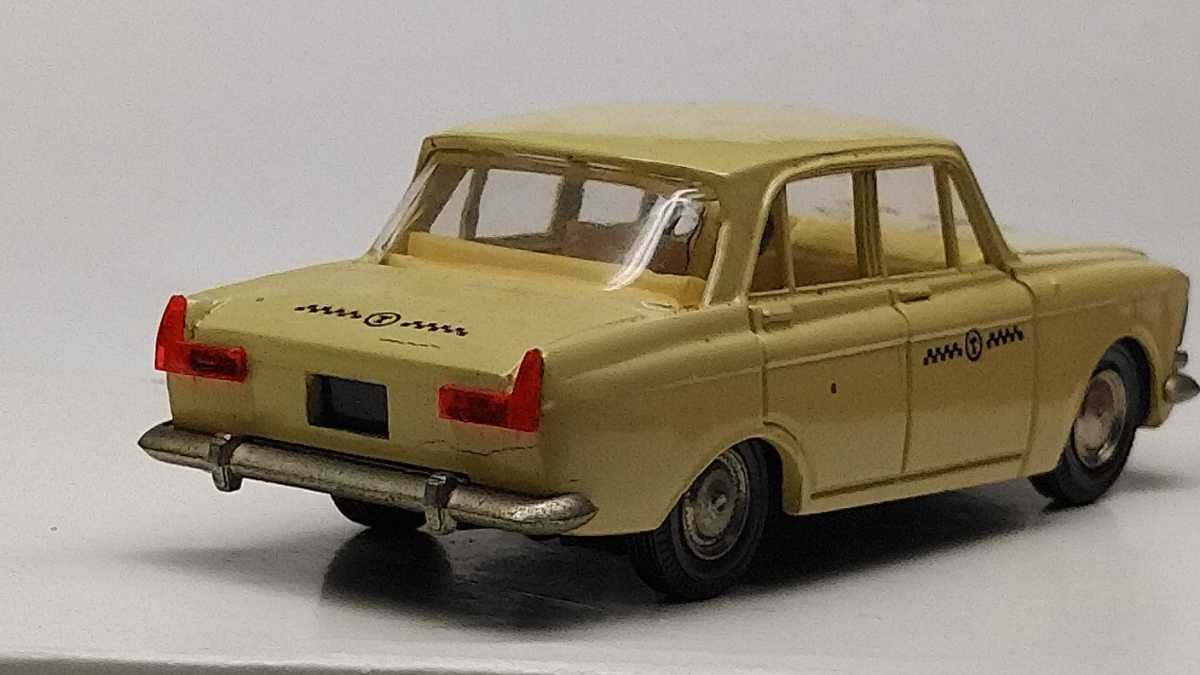 Amazon | モスクビッチ 1/43 旧ソ連製 CCCP A2 セダン 珍品 | ミニカー