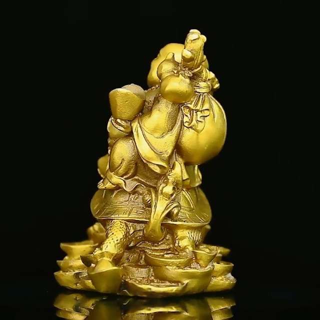 Amazon.co.jp: 布袋様 置物 ゴールド 七福神 金色の 龍亀に座っている